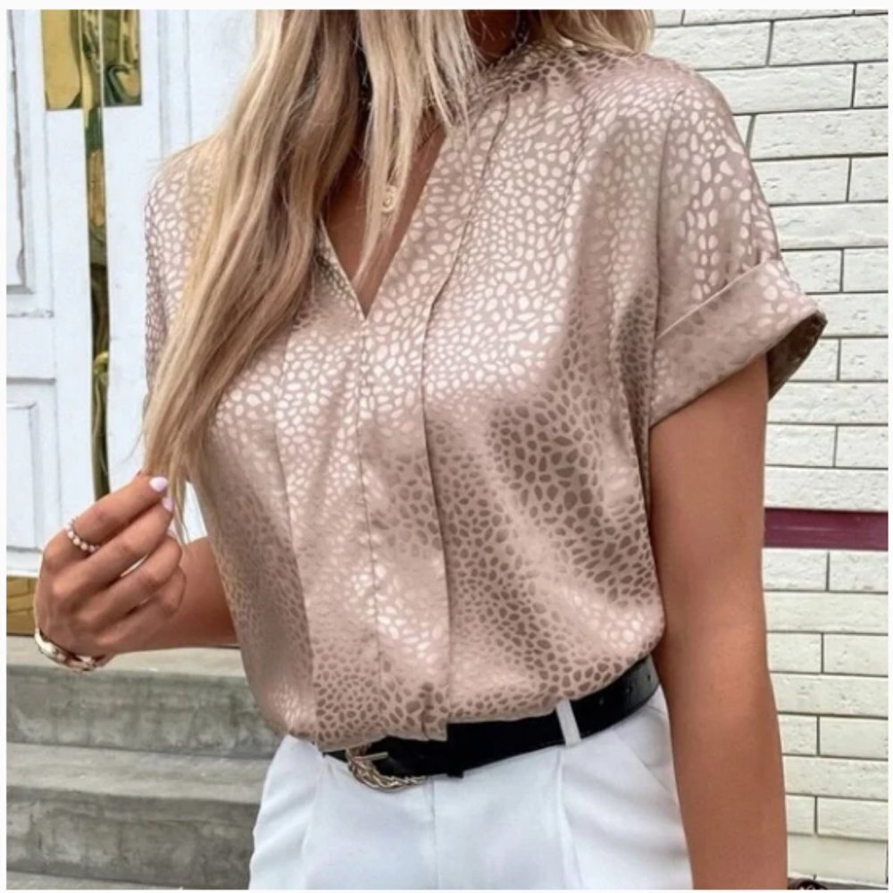 Leopard Jacquard Batwing Sleeve Blouse